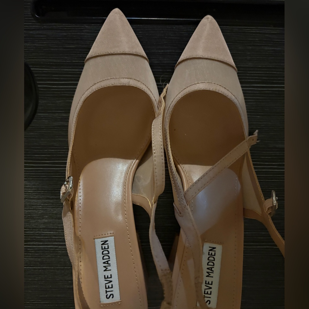 Steve Madden Blush Pointed Toe Heels